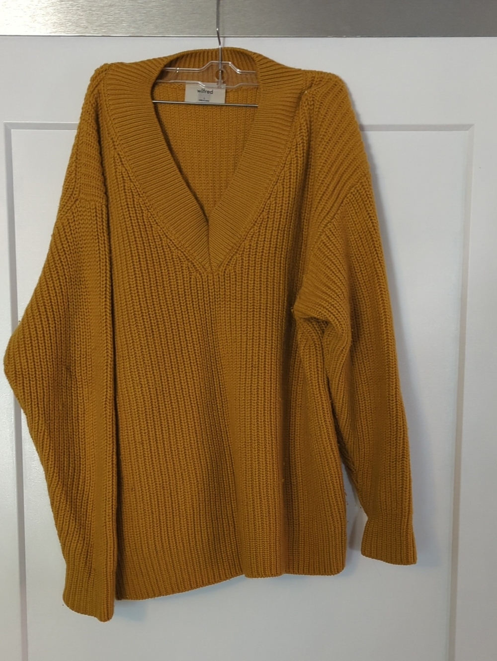 Wilfred Ribbed V-Neck Sweater - Mustard Gold